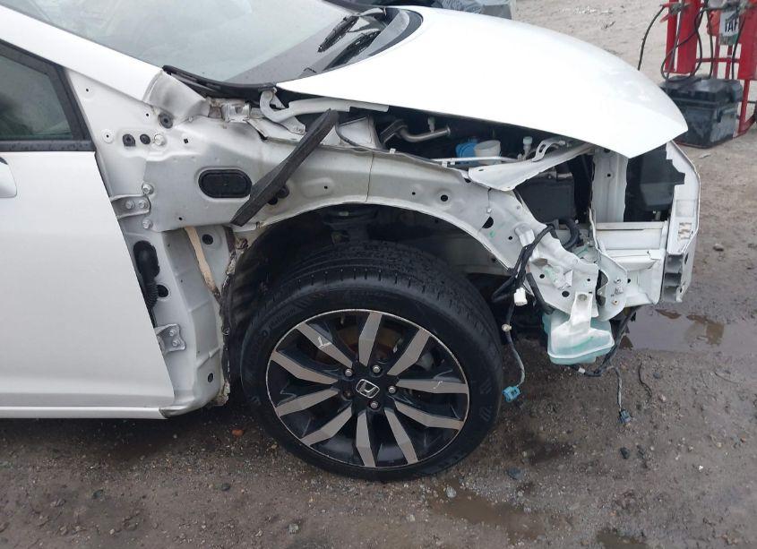 Photo 18 of 2014 Honda Civic EX-L (VIN 19XFB2F93EE056874)