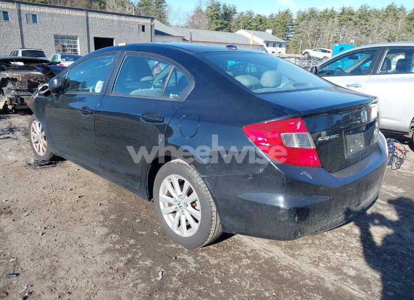 Photo 3 of 2012 Honda Civic EX-L (VIN 19XFB2F94CE309424)
