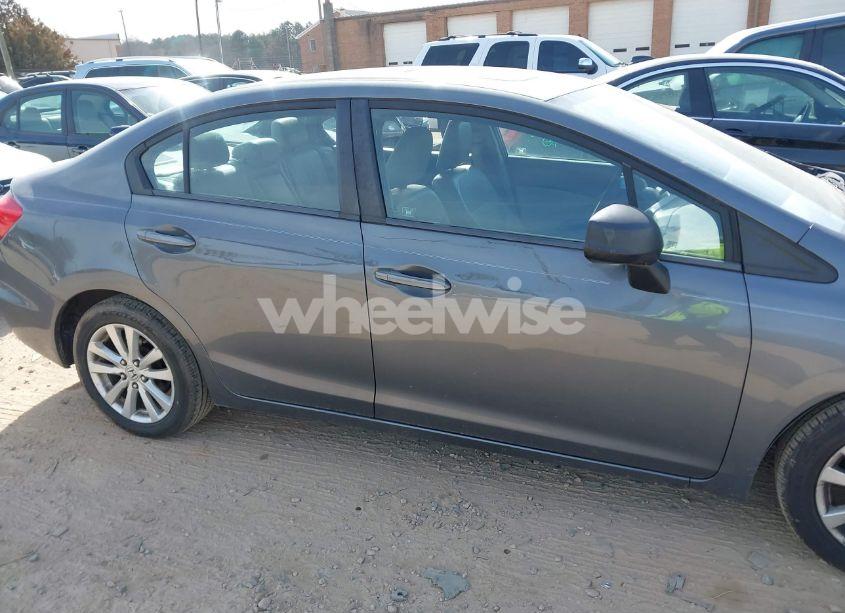 Photo 13 of 2012 Honda Civic EX-L (VIN 19XFB2F94CE310654)