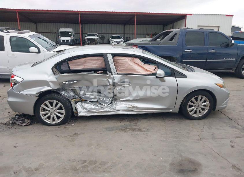 Photo 13 of 2012 Honda Civic EX-L (VIN 19XFB2F95CE363704)