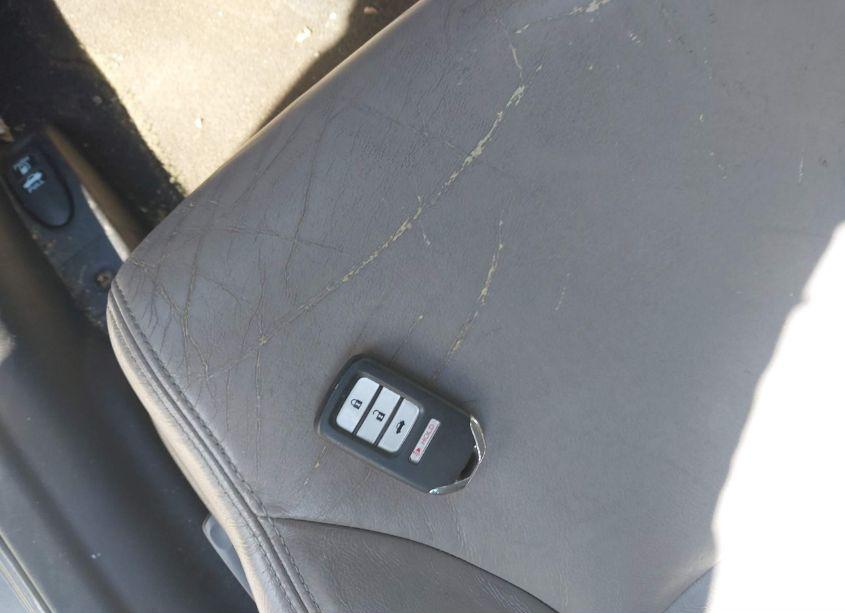 Photo 11 of 2014 Honda Civic EX-L (VIN 19XFB2F95EE006025)