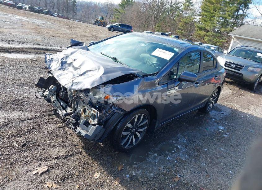 Photo 2 of 2015 Honda Civic EX-L (VIN 19XFB2F95FE234740)