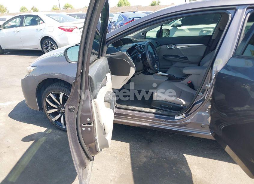 Photo 5 of 2015 Honda Civic EX-L (VIN 19XFB2F96FE234729)