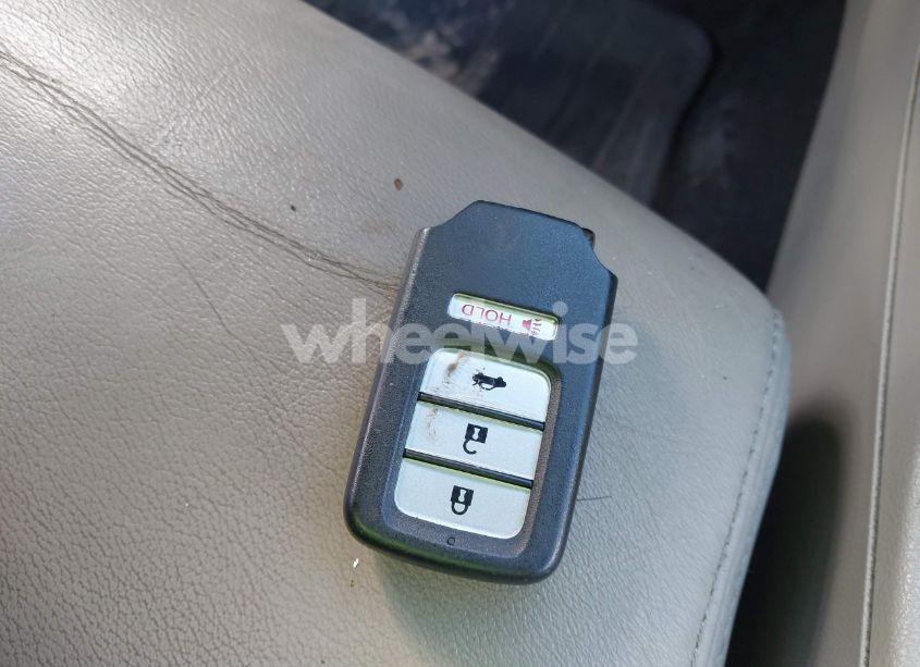 Photo 11 of 2014 Honda Civic EX-L (VIN 19XFB2F97EE049510)