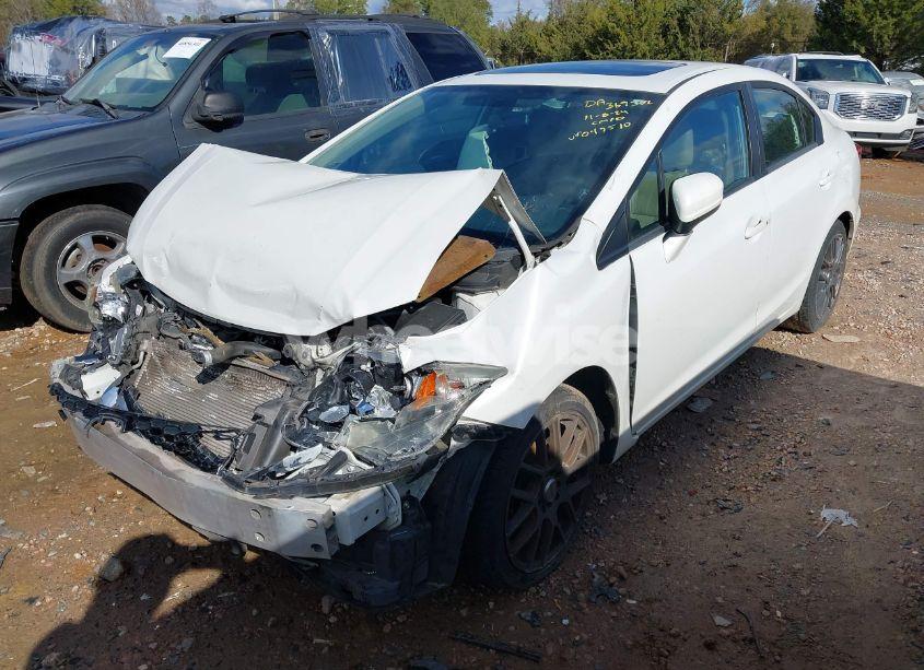 Photo 2 of 2014 Honda Civic EX-L (VIN 19XFB2F97EE049510)