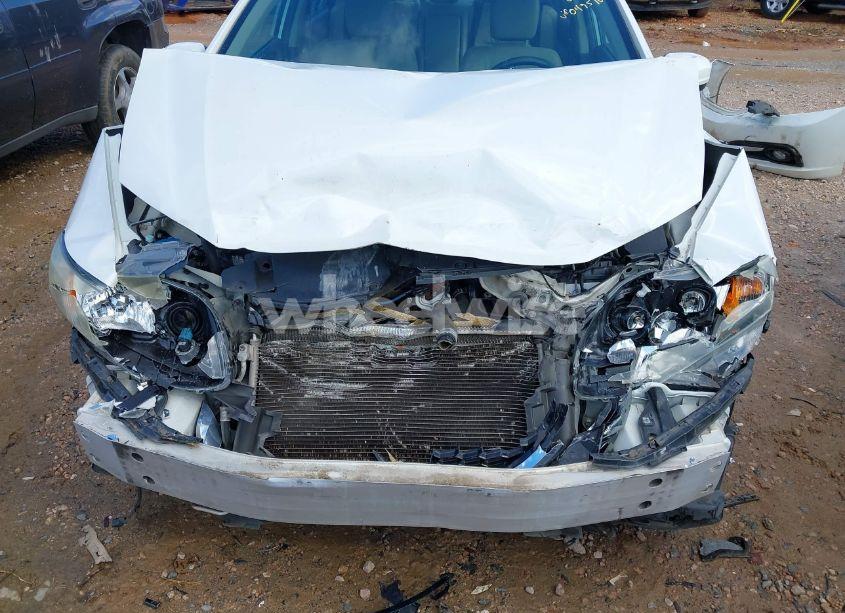 Photo 6 of 2014 Honda Civic EX-L (VIN 19XFB2F97EE049510)