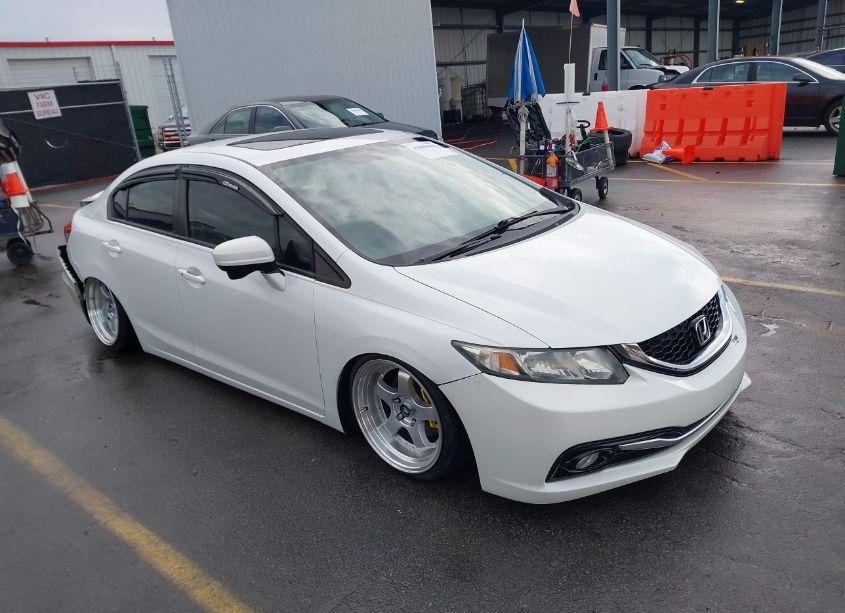 2015 Honda Civic EX-L (VIN 19XFB2F97FE093721) main photo