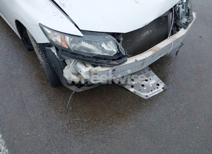 Photo 18 of 2013 Honda Civic EX-L (VIN 19XFB2F98DE061390)