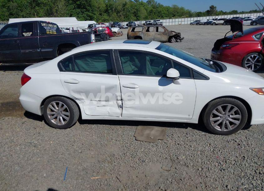 Photo 13 of 2012 Honda Civic EX-L (VIN 19XFB2F99CE071358)