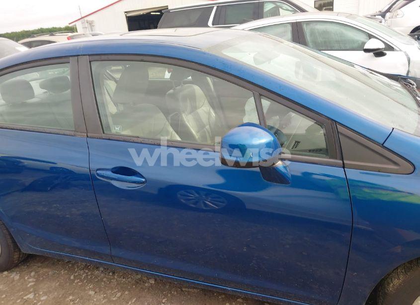 Photo 13 of 2012 Honda Civic EX-L (VIN 19XFB2F99CE314585)