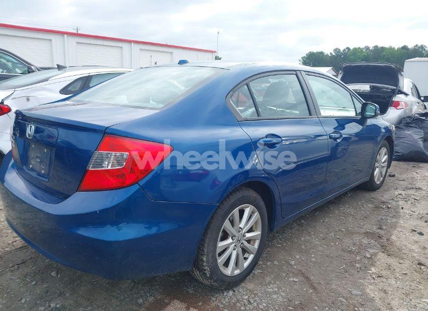 Photo 4 of 2012 Honda Civic EX-L (VIN 19XFB2F99CE314585)