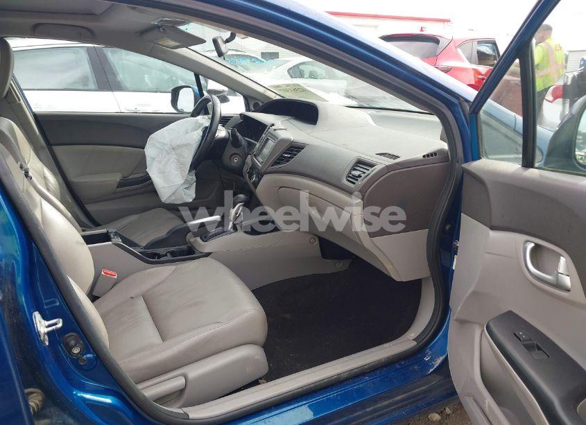 Photo 5 of 2012 Honda Civic EX-L (VIN 19XFB2F99CE314585)