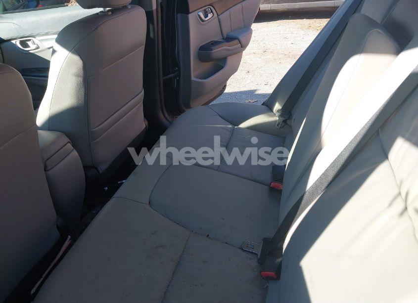 Photo 8 of 2013 Honda Civic EX-L (VIN 19XFB2F99DE281427)