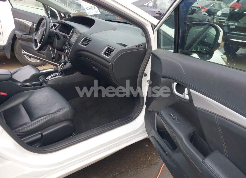 Photo 5 of 2014 Honda Civic EX-L (VIN 19XFB2F99EE050450)