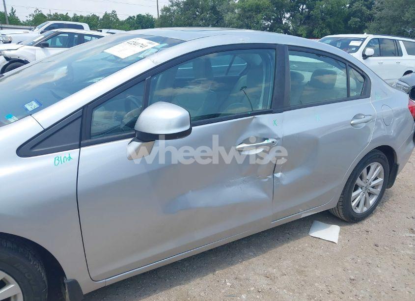 Photo 6 of 2012 Honda Civic EX-L (VIN 19XFB2F9XCE093319)