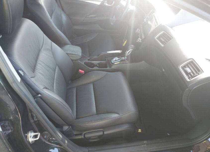 Photo 5 of 2014 Honda Civic EX-L (VIN 19XFB2F9XEE075194)