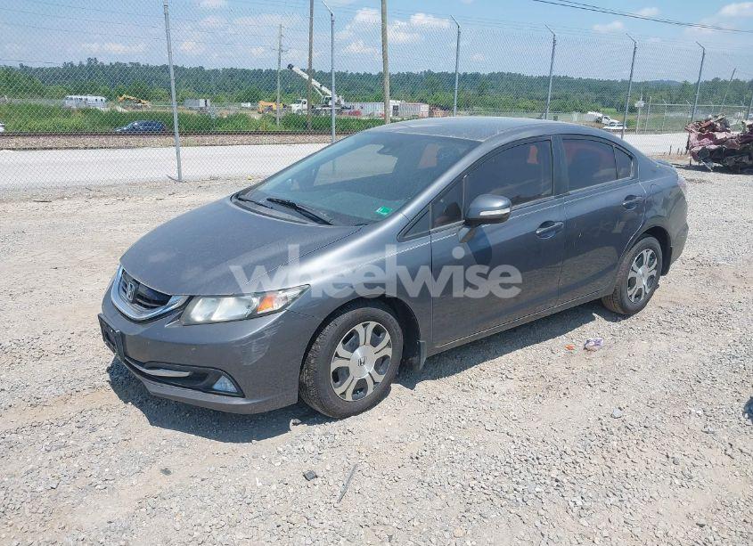 Photo 2 of 2013 Honda Civic HYBRID (VIN 19XFB4F20DE001344)