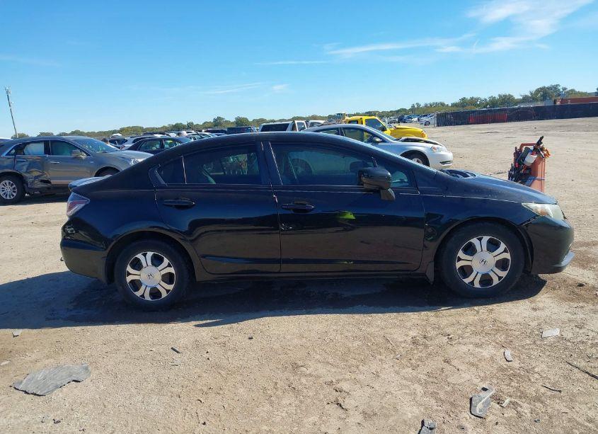 Photo 13 of 2014 Honda Civic HYBRID (VIN 19XFB4F20EE002169)