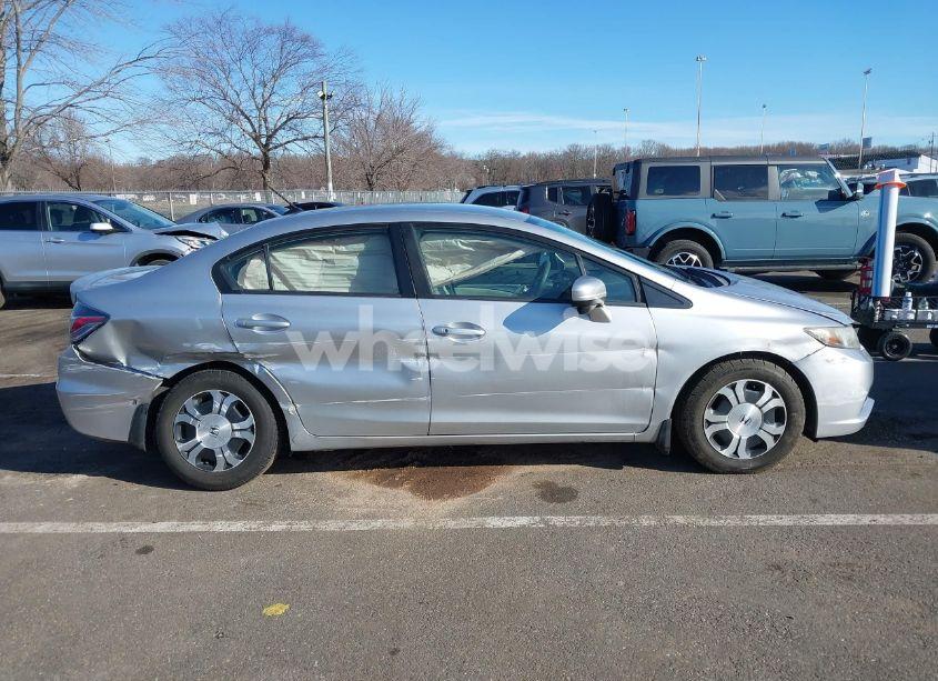 Photo 13 of 2014 Honda Civic HYBRID (VIN 19XFB4F20EE201528)
