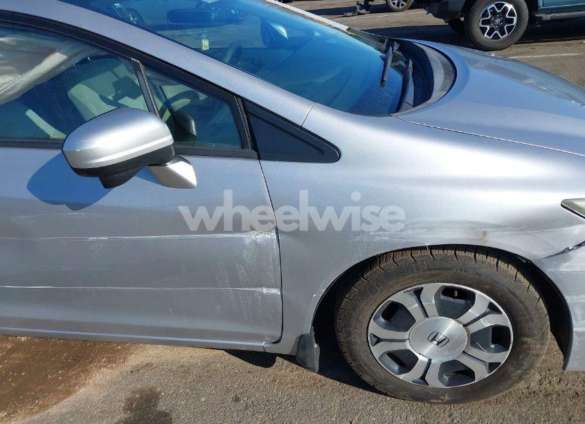 Photo 6 of 2014 Honda Civic HYBRID (VIN 19XFB4F20EE201528)