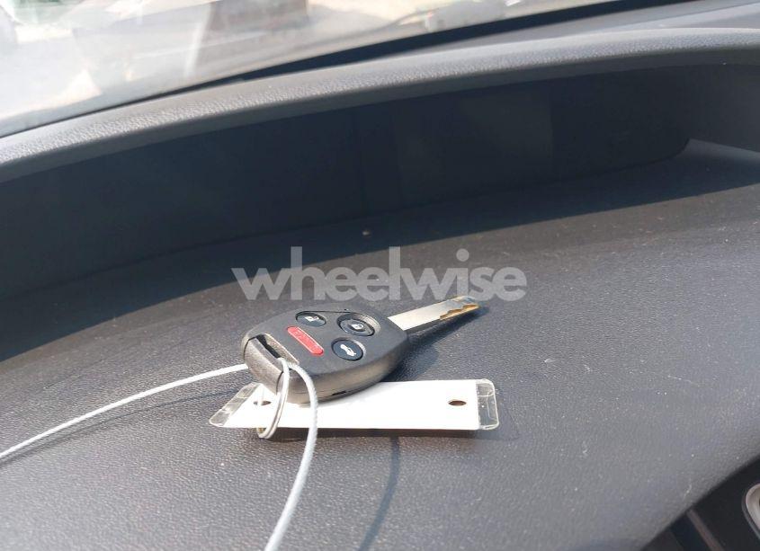 Photo 11 of 2013 Honda Civic HYBRID (VIN 19XFB4F21DE003510)