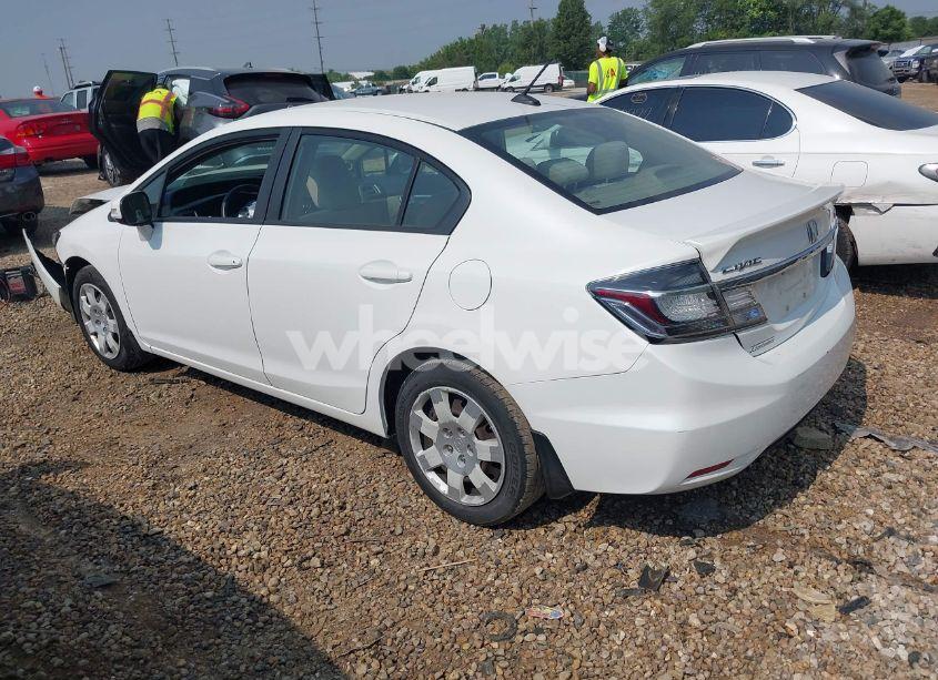 Photo 3 of 2013 Honda Civic HYBRID (VIN 19XFB4F21DE003510)