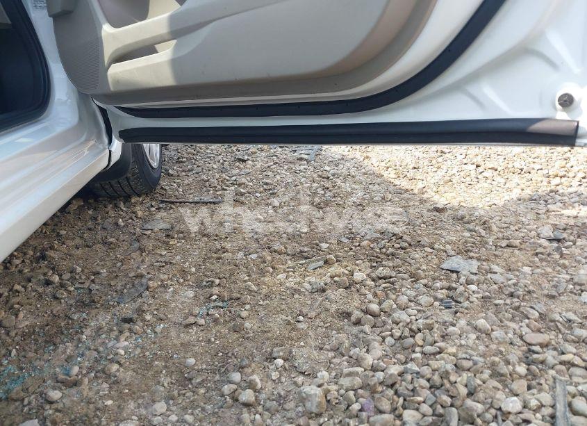 Photo 5 of 2013 Honda Civic HYBRID (VIN 19XFB4F21DE003510)