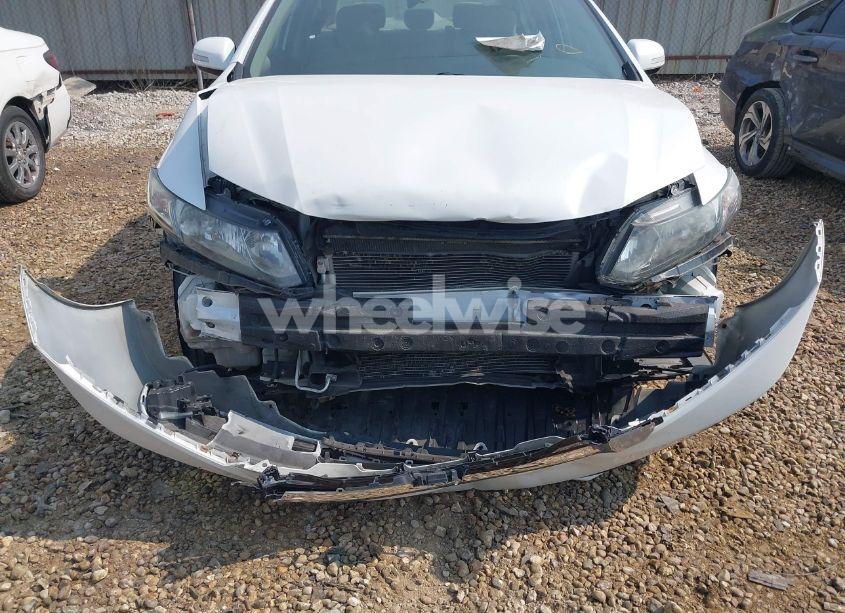 Photo 6 of 2013 Honda Civic HYBRID (VIN 19XFB4F21DE003510)