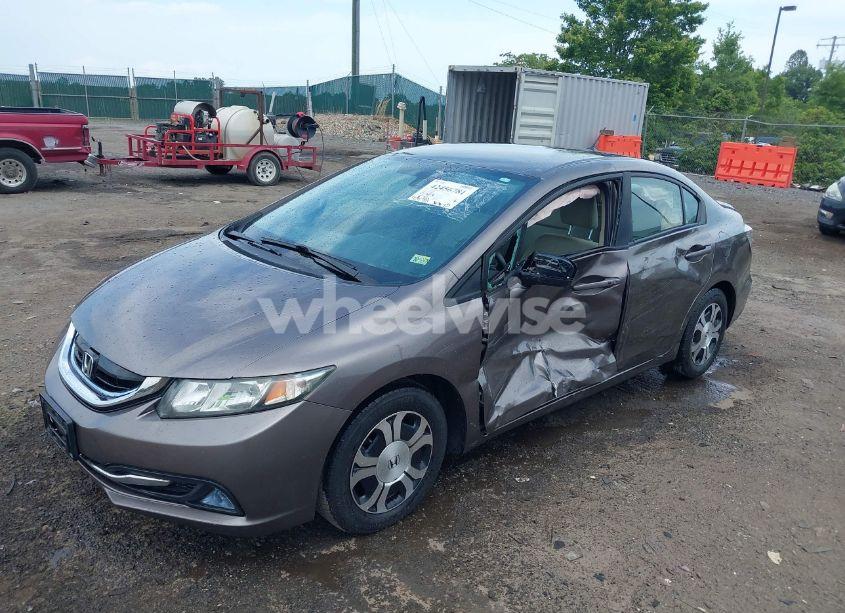 Photo 2 of 2014 Honda Civic HYBRID (VIN 19XFB4F21EE000706)
