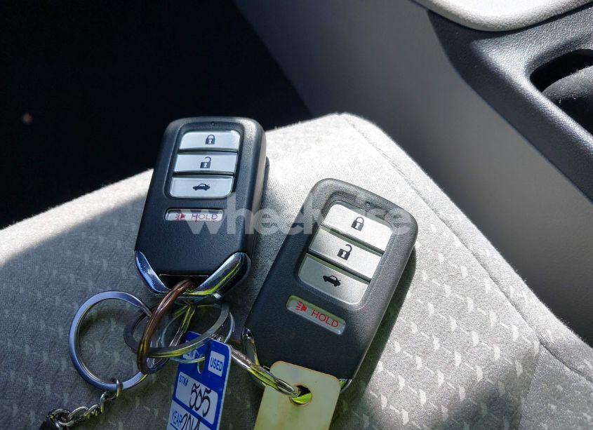 Photo 11 of 2014 Honda Civic HYBRID (VIN 19XFB4F21EE001743)