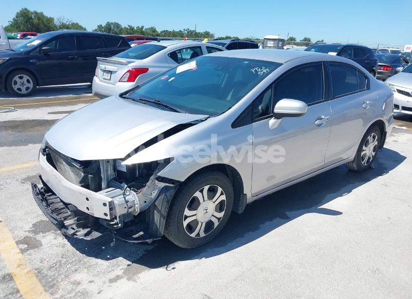 Photo 2 of 2014 Honda Civic HYBRID (VIN 19XFB4F21EE001743)