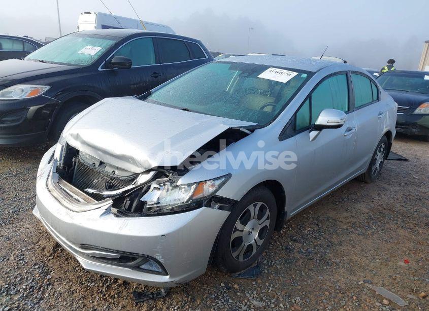 Photo 2 of 2013 Honda Civic HYBRID (VIN 19XFB4F23DE203157)