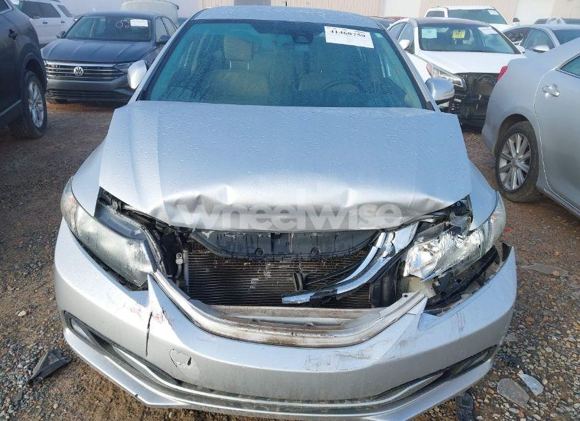 Photo 6 of 2013 Honda Civic HYBRID (VIN 19XFB4F23DE203157)