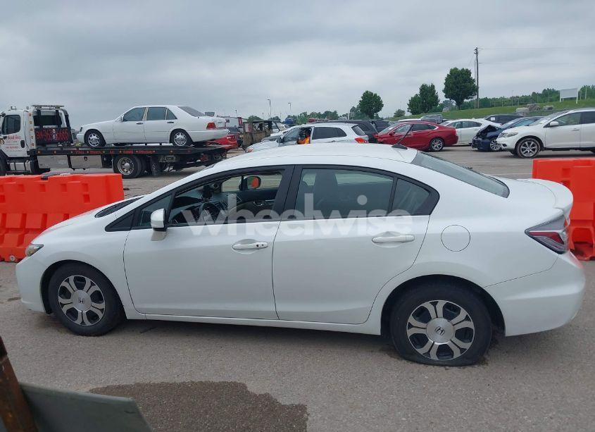 Photo 14 of 2014 Honda Civic HYBRID (VIN 19XFB4F23EE200020)