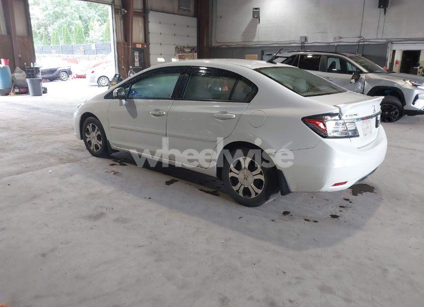 Photo 3 of 2014 Honda Civic HYBRID (VIN 19XFB4F23EE201393)