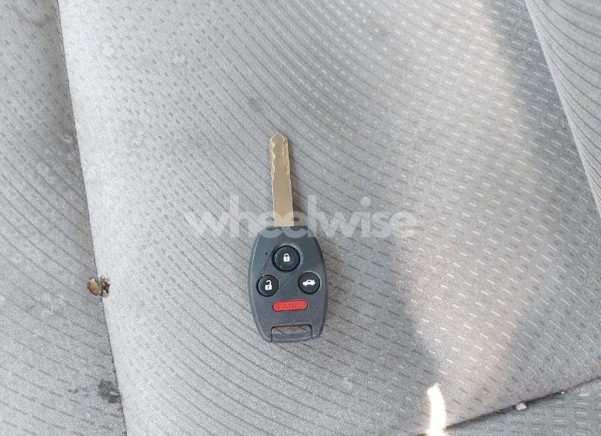 Photo 11 of 2013 Honda Civic HYBRID (VIN 19XFB4F24DE003887)