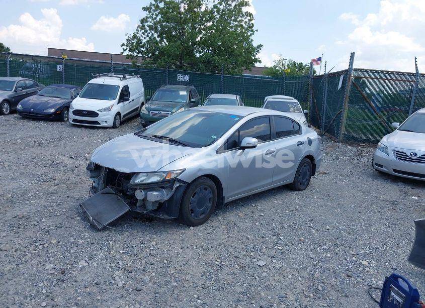 Photo 2 of 2013 Honda Civic HYBRID (VIN 19XFB4F24DE003887)