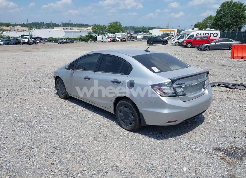 Photo 3 of 2013 Honda Civic HYBRID (VIN 19XFB4F24DE003887)