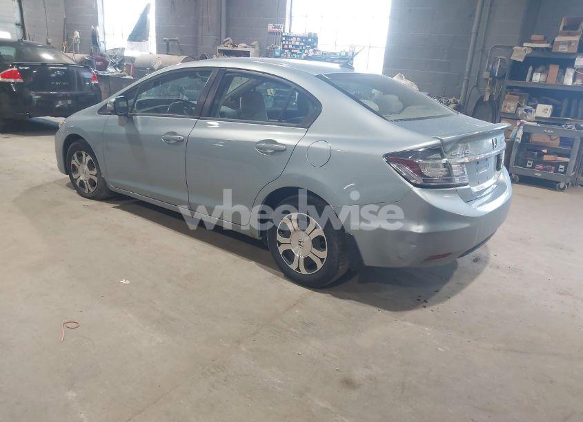 Photo 3 of 2013 Honda Civic HYBRID (VIN 19XFB4F25DE204049)