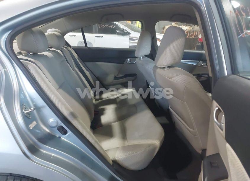 Photo 8 of 2013 Honda Civic HYBRID (VIN 19XFB4F25DE204049)