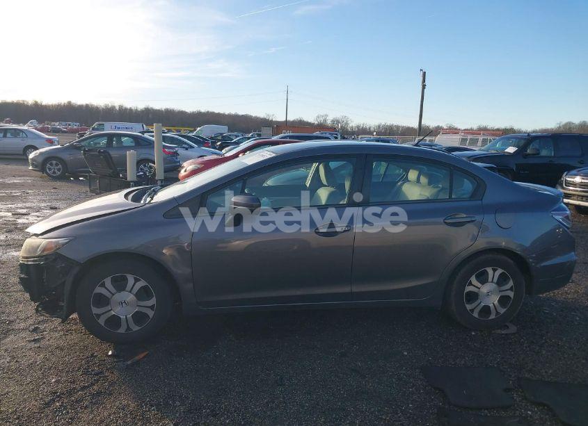 Photo 15 of 2014 Honda Civic HYBRID (VIN 19XFB4F26EE001916)