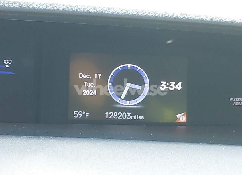Photo 16 of 2014 Honda Civic HYBRID (VIN 19XFB4F26EE001916)