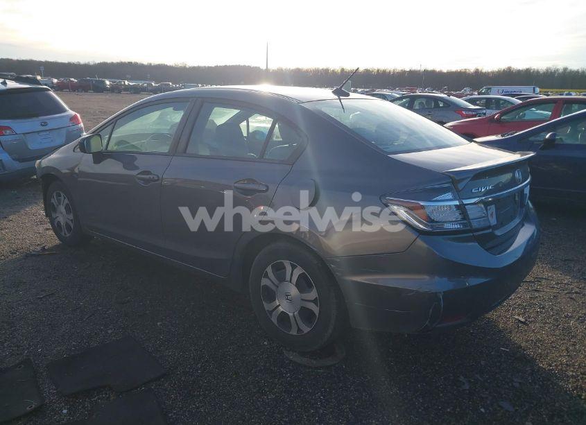Photo 3 of 2014 Honda Civic HYBRID (VIN 19XFB4F26EE001916)