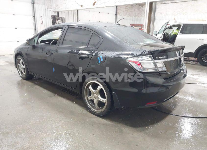 Photo 3 of 2013 Honda Civic HYBRID (VIN 19XFB4F27DE200522)