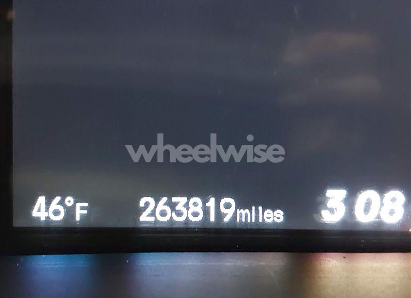 Photo 7 of 2013 Honda Civic HYBRID (VIN 19XFB4F27DE200522)