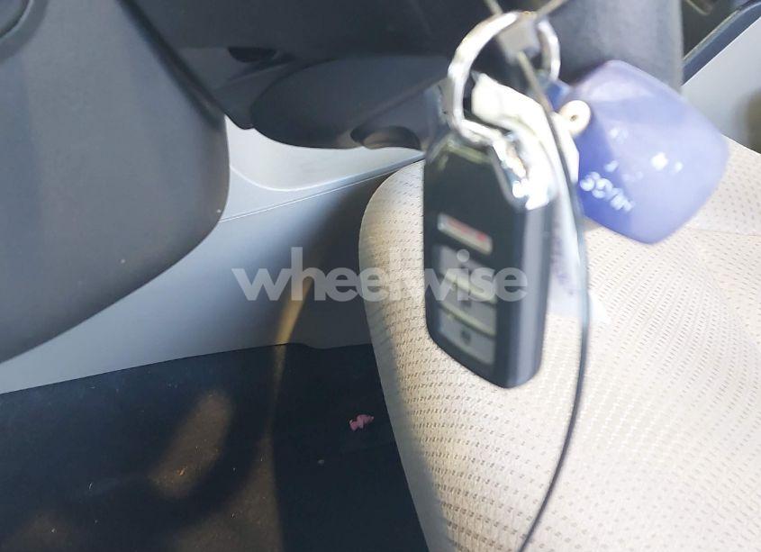 Photo 11 of 2014 Honda Civic HYBRID (VIN 19XFB4F27EE000144)