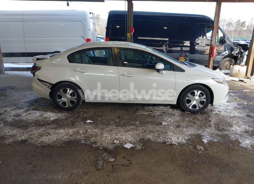 Photo 13 of 2014 Honda Civic HYBRID (VIN 19XFB4F27EE000144)