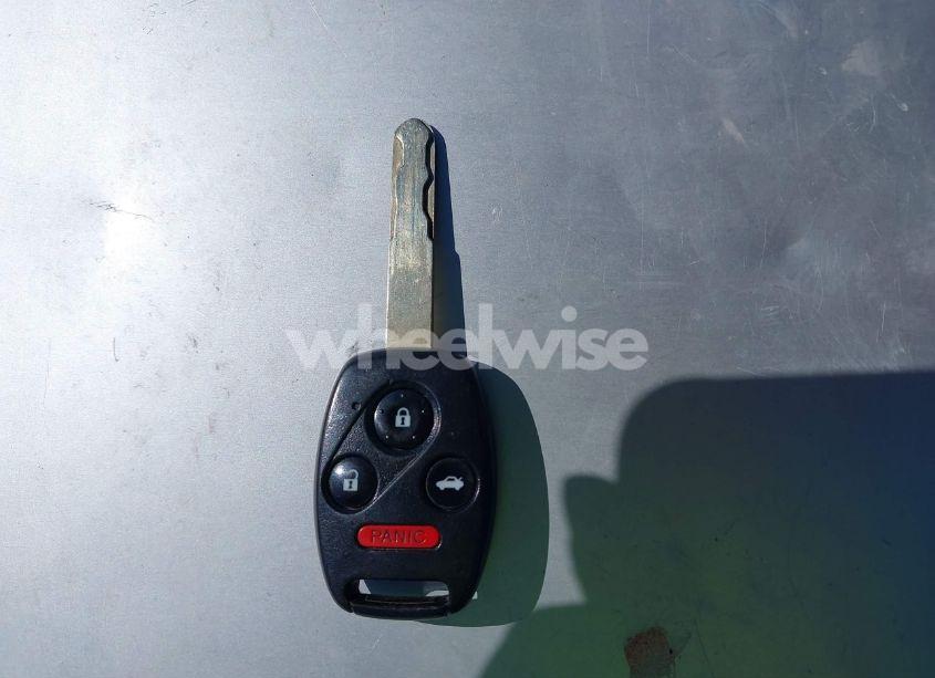 Photo 11 of 2013 Honda Civic HYBRID (VIN 19XFB4F28DE003519)