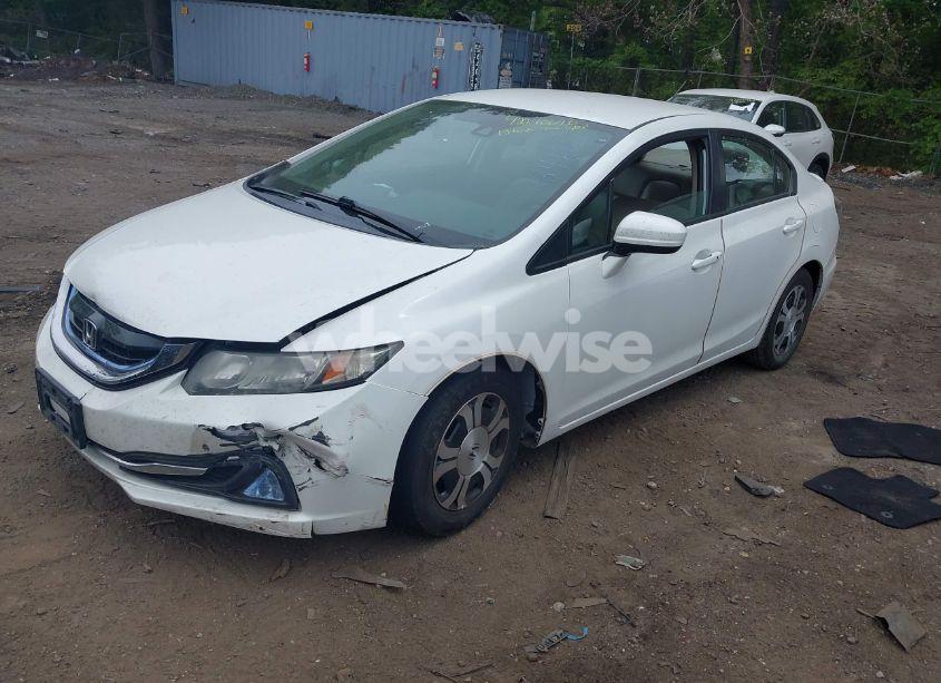 Photo 2 of 2015 Honda Civic HYBRID (VIN 19XFB4F28FE200676)