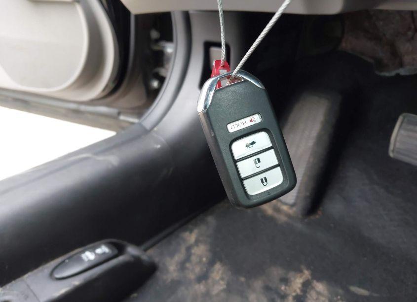 Photo 11 of 2014 Honda Civic HYBRID (VIN 19XFB4F29EE000033)